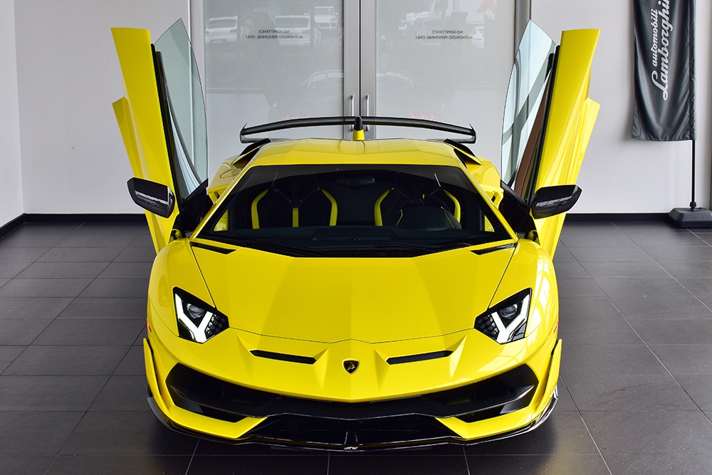 2019 Lamborghini Aventador Image 5