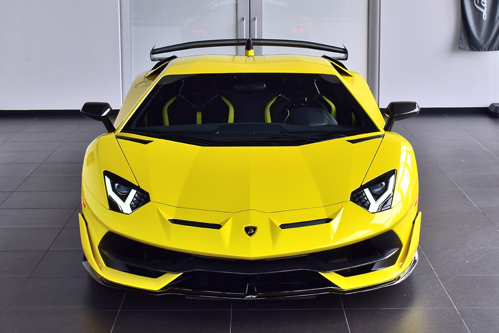 2019 Lamborghini Aventador Image 6
