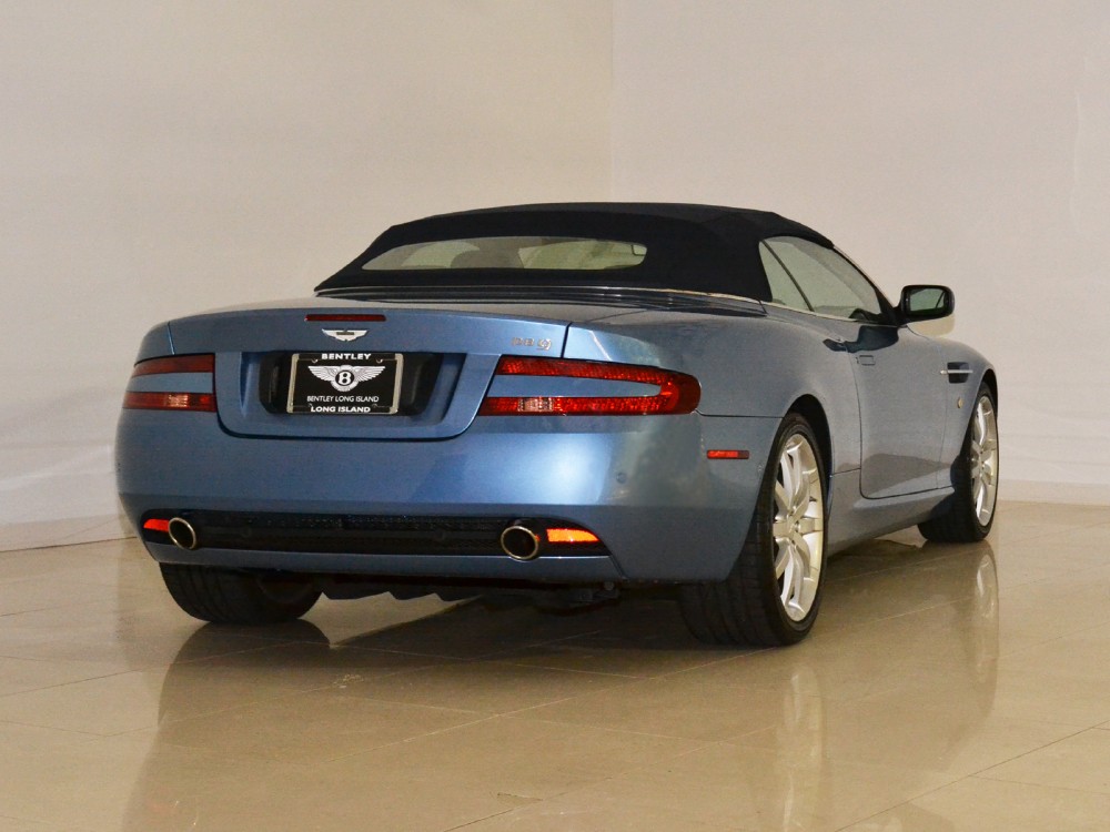 2005 Aston Martin DB9 Image 17