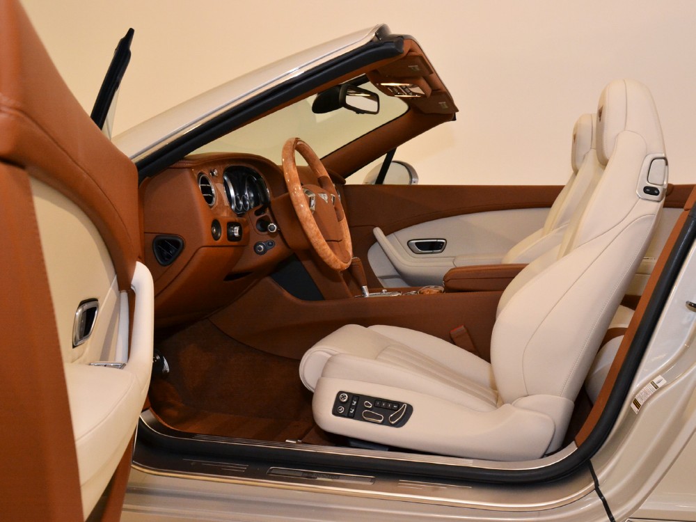 2012 Bentley Continental GT Convertible Image 19