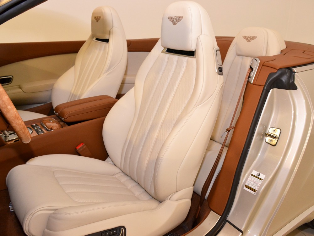 2012 Bentley Continental GT Convertible Image 20
