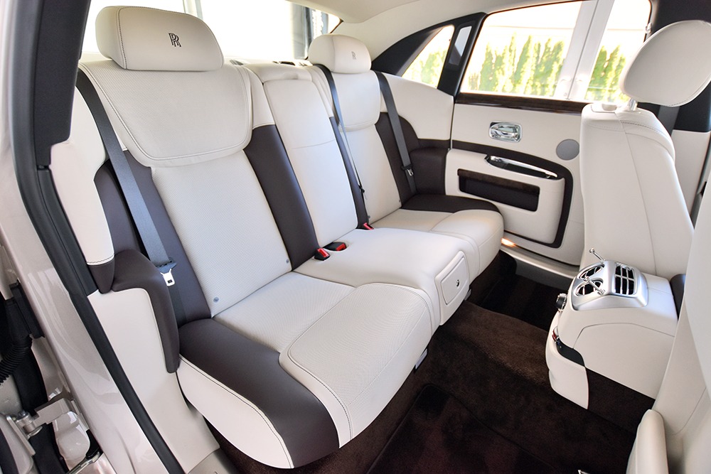 2020 Rolls-Royce Ghost Series II Image 12