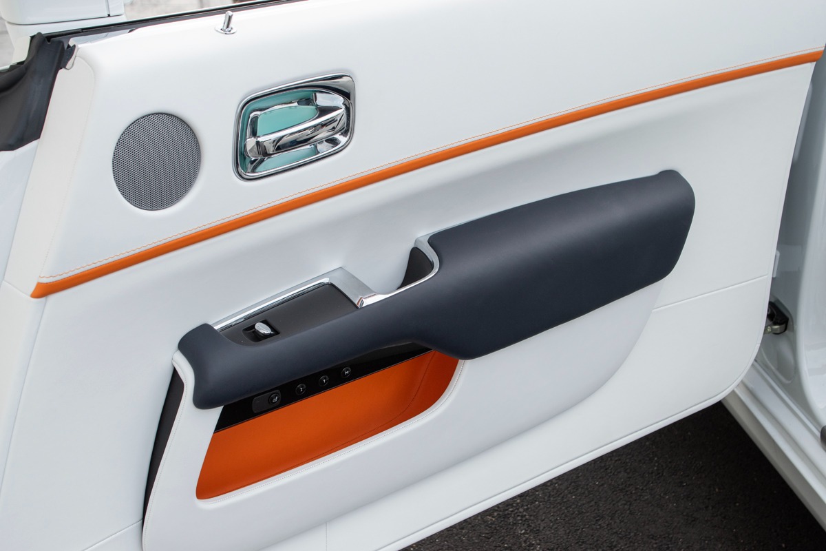 2020 Rolls-Royce Dawn Image 11