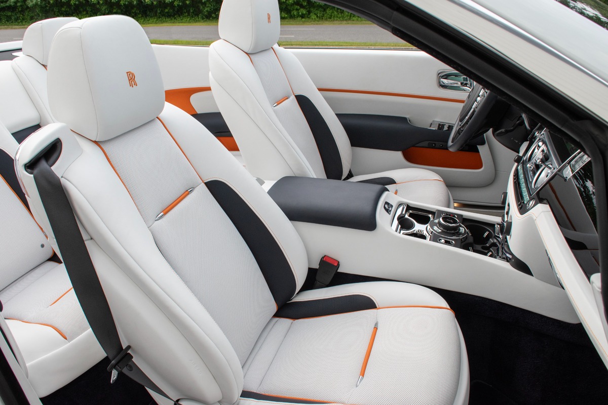2020 Rolls-Royce Dawn Image 12
