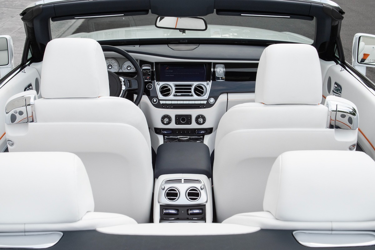 2020 Rolls-Royce Dawn Image 30