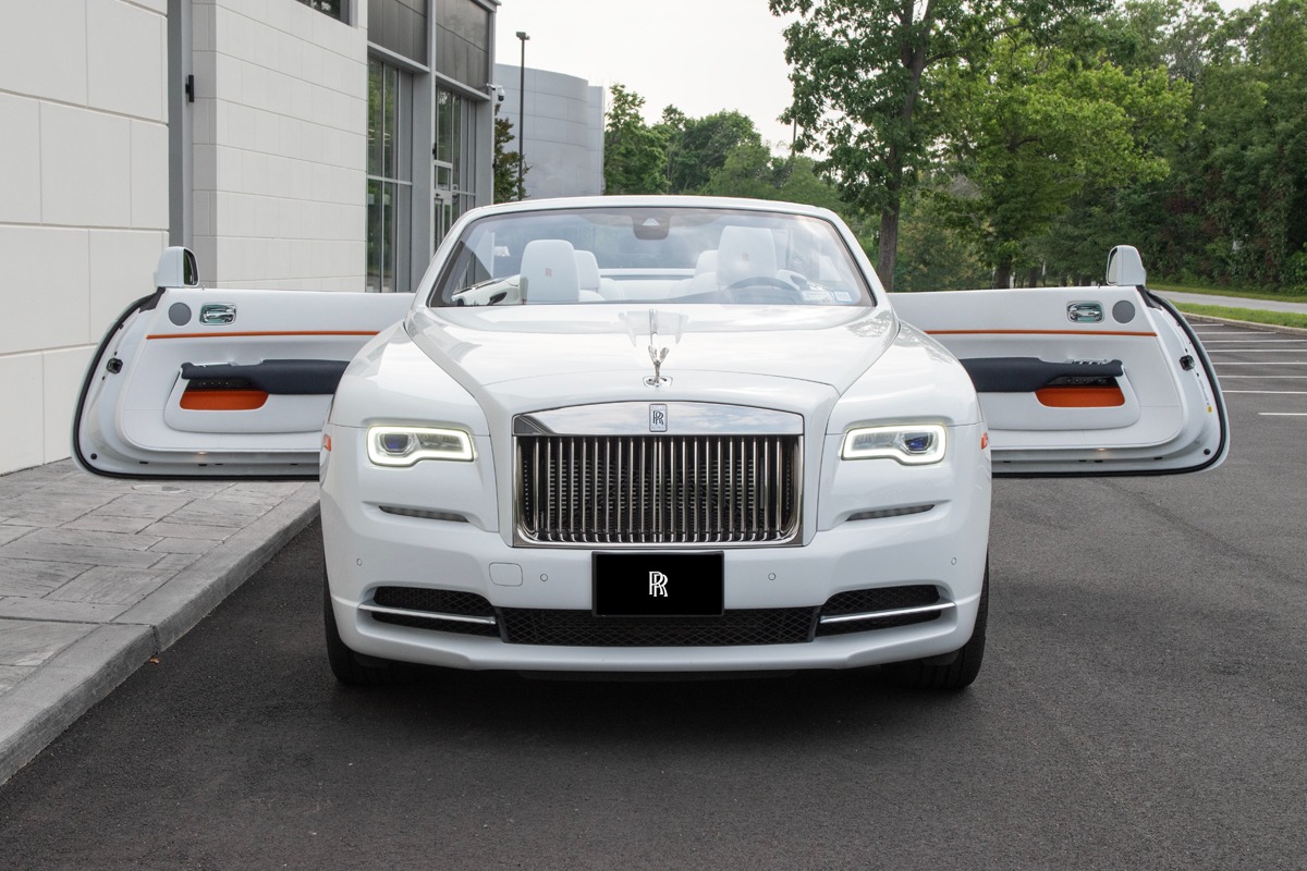 2020 Rolls-Royce Dawn Image 31