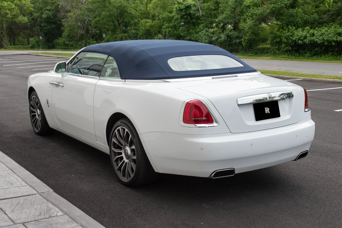 2020 Rolls-Royce Dawn Image 34