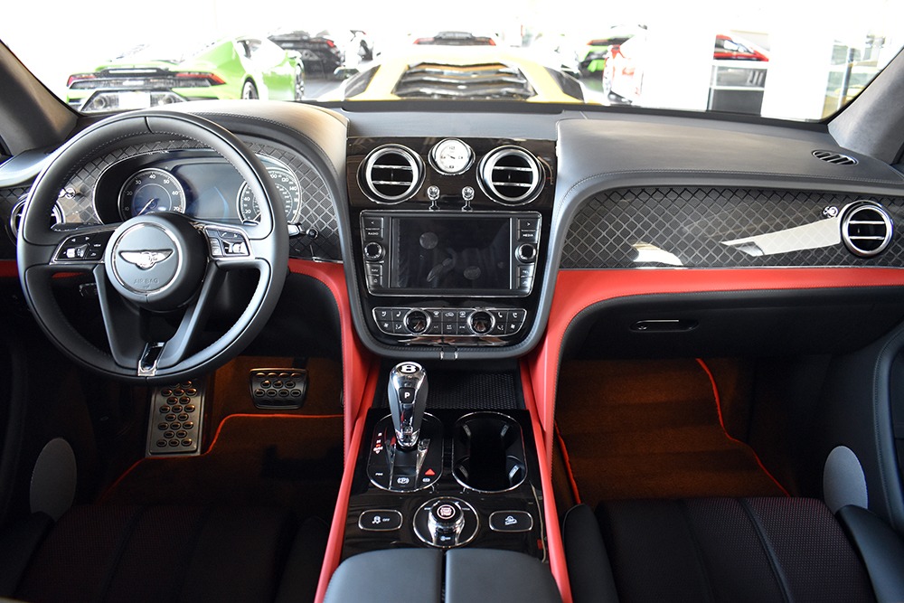 2020 Bentley Bentayga V8 Image 7