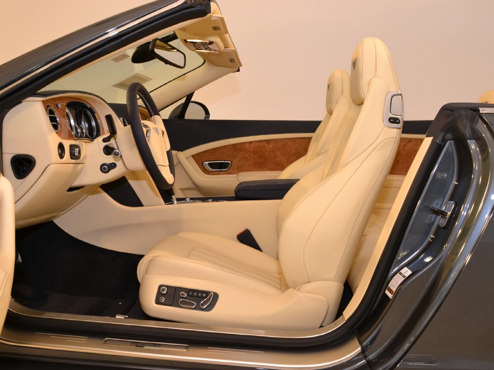 2012 Bentley Continental GT Convertible Image 21