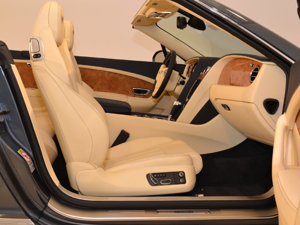 2012 Bentley Continental GT Convertible Image 25