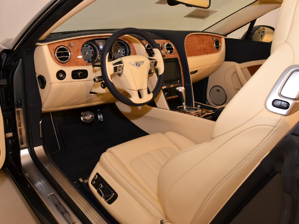 2012 Bentley Continental GT Convertible Image 3