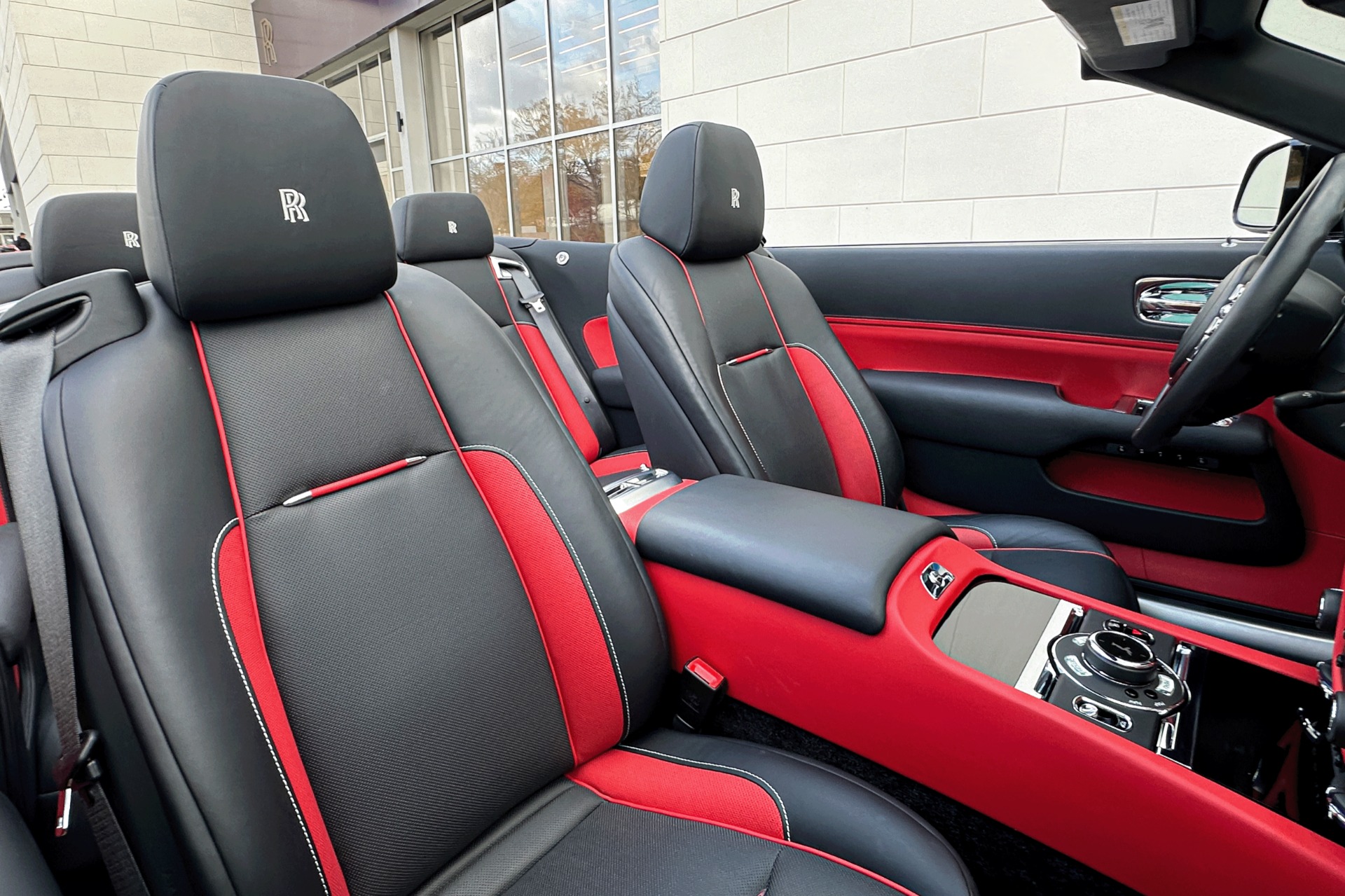 2020 Rolls-Royce Dawn Image 15