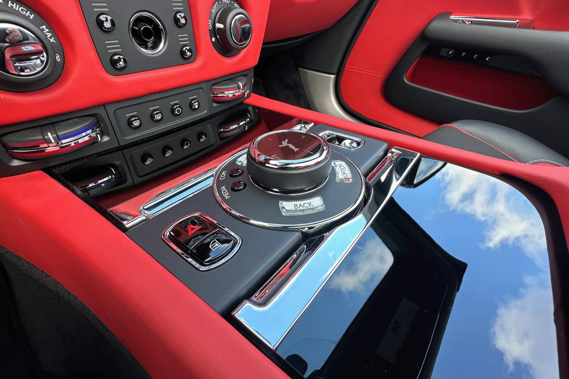 2020 Rolls-Royce Dawn Image 9