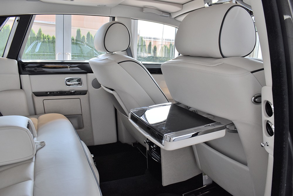 2013 Rolls-Royce Phantom Image 11