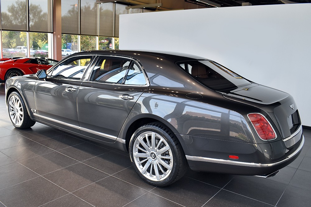 2013 Bentley Mulsanne Image 2