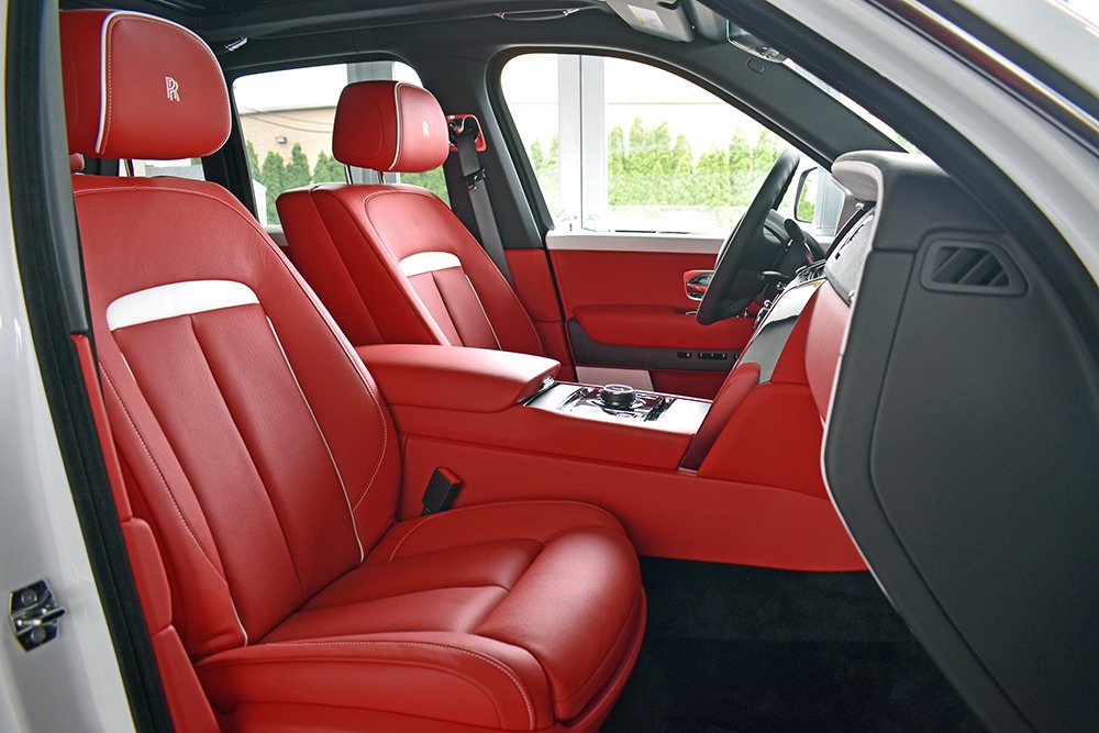 2020 Rolls-Royce Cullinan Image 4