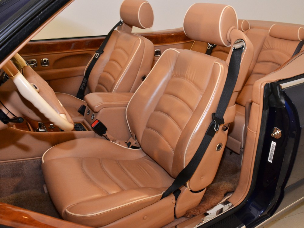 2000 Bentley Azure Image 22