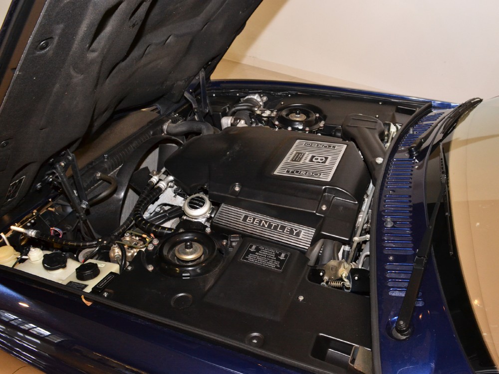 2000 Bentley Azure Image 27