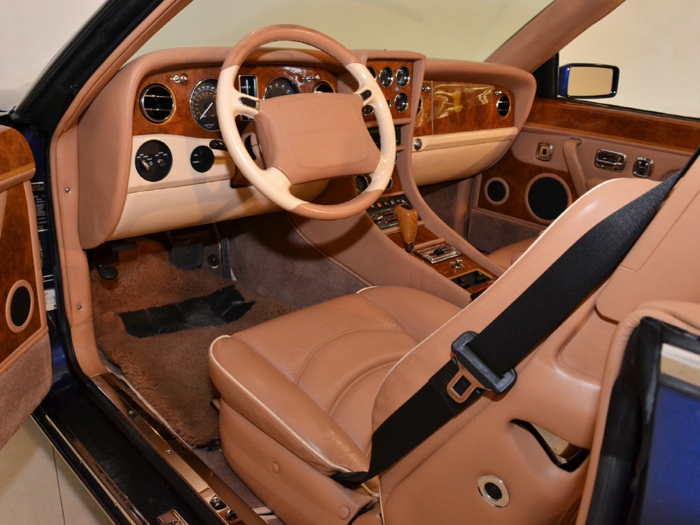 2000 Bentley Azure Image 3