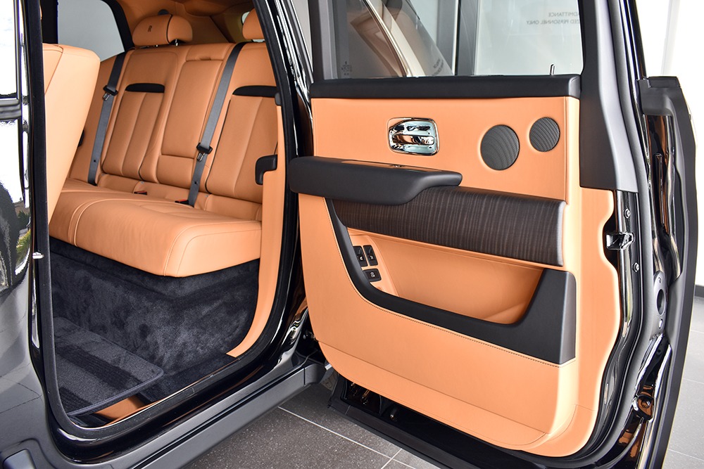 2020 Rolls-Royce Cullinan Image 10