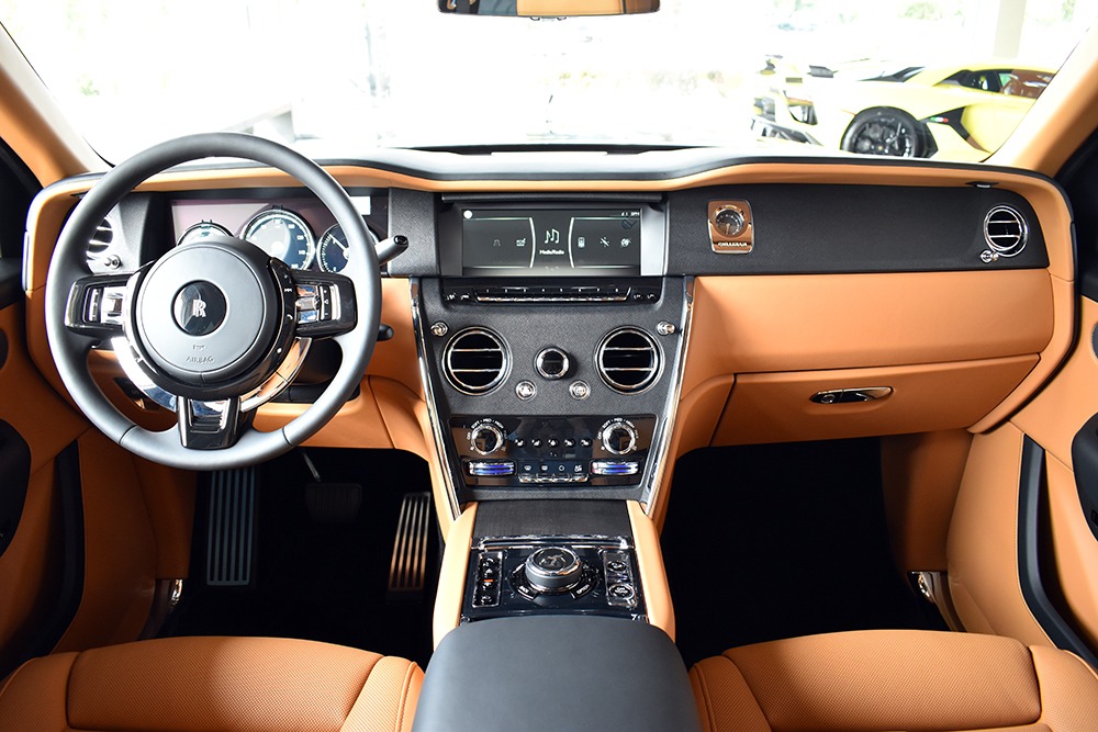 2020 Rolls-Royce Cullinan Image 8