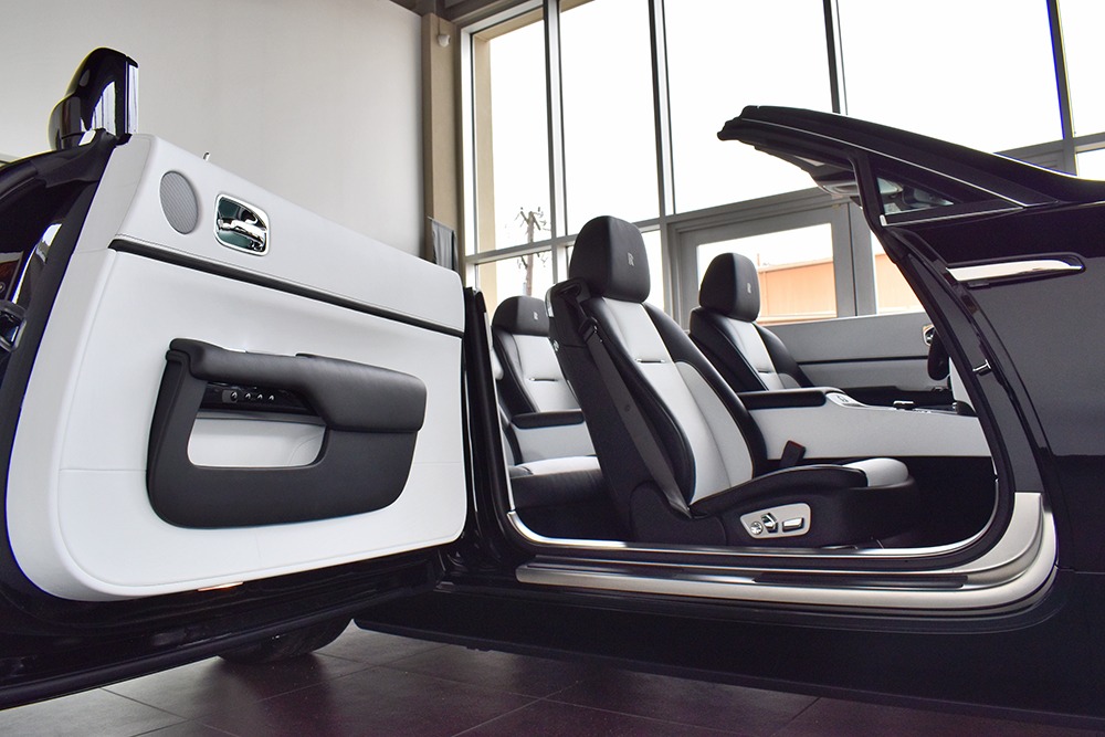 2020 Rolls-Royce Dawn Image 4