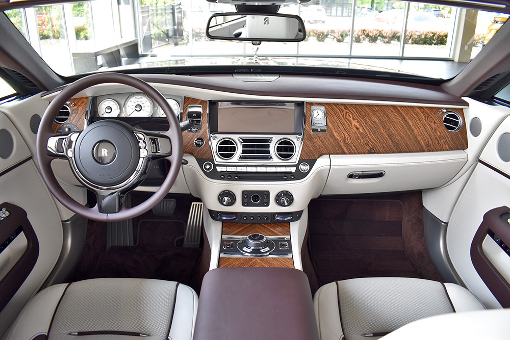 2020 Rolls-Royce Dawn Image 14