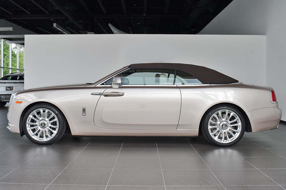 2020 Rolls-Royce Dawn Image 16