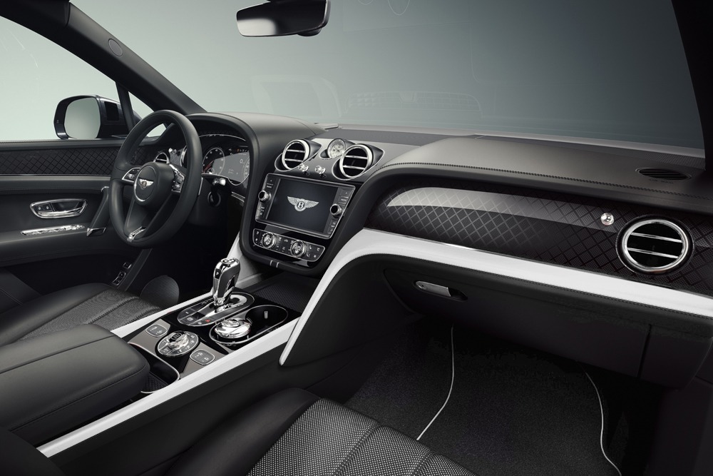 2020 Bentley Bentayga V8 Image 2