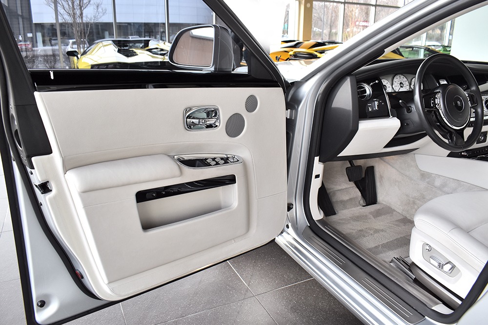 2014 Rolls-Royce Ghost Image 4
