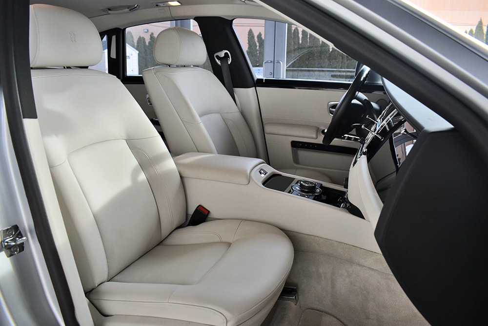 2014 Rolls-Royce Ghost Image 5