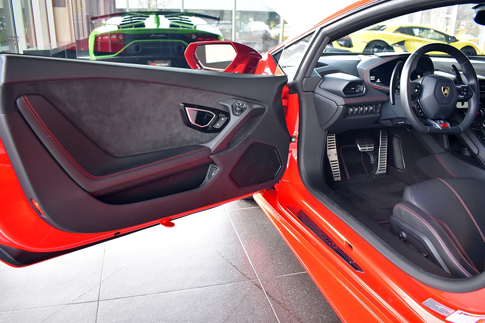 2016 Lamborghini Huracan Image 6