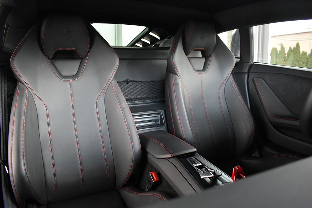2016 Lamborghini Huracan Image 7