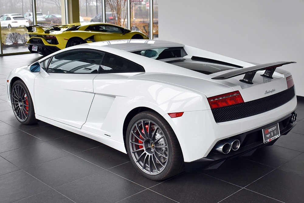 2014 Lamborghini Gallardo Image 2