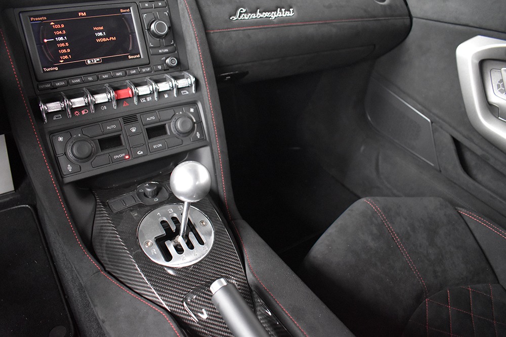 2014 Lamborghini Gallardo Image 8