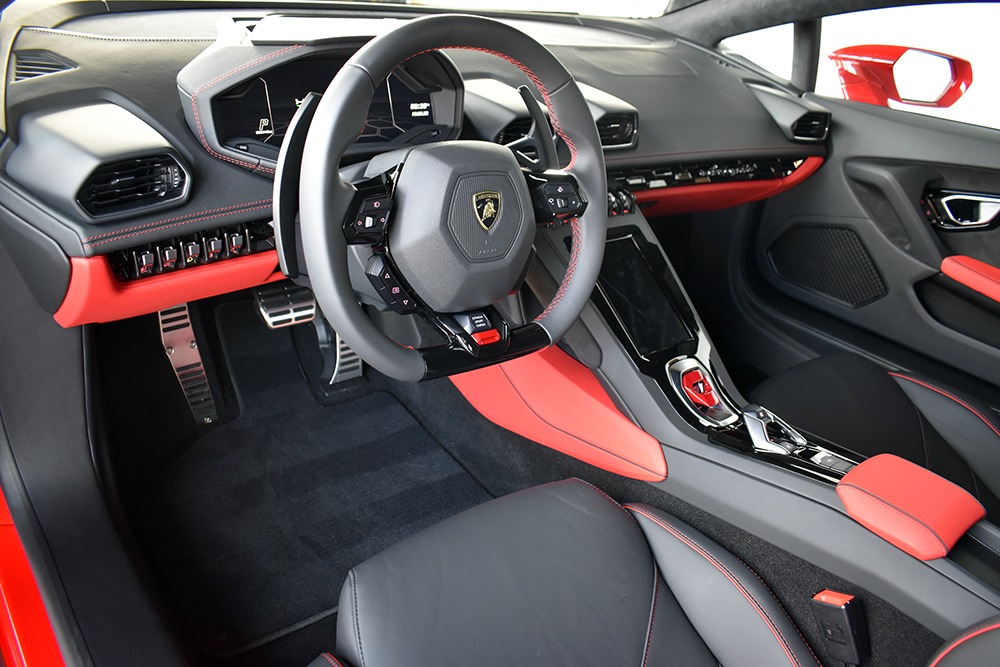 2020 Lamborghini Huracan Image 3