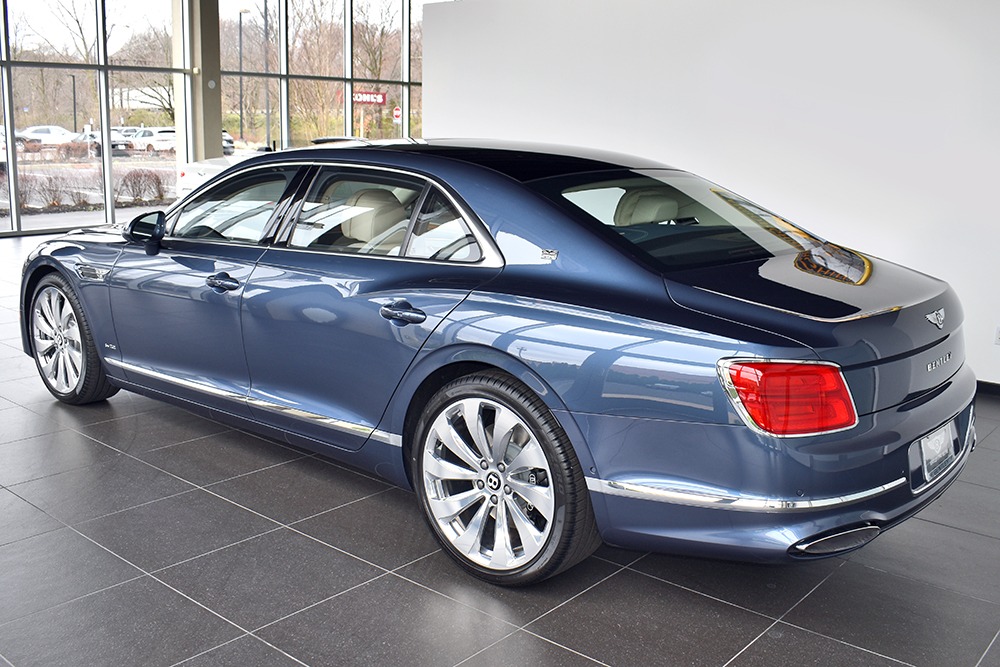 2020 Bentley Flying Spur Image 2