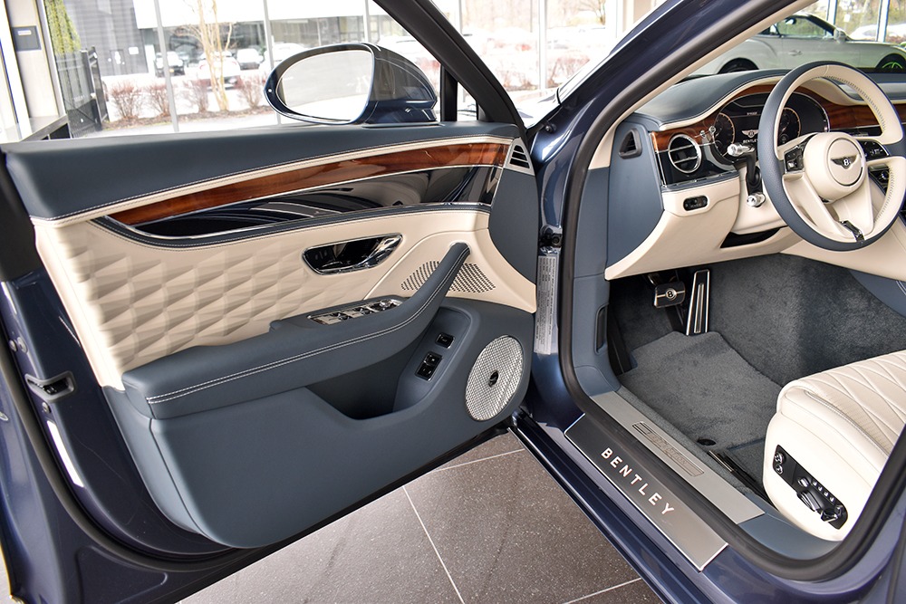 2020 Bentley Flying Spur Image 6
