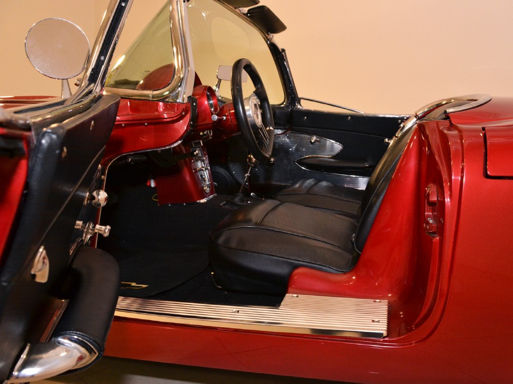 1961 Chevrolet Corvette Image 21