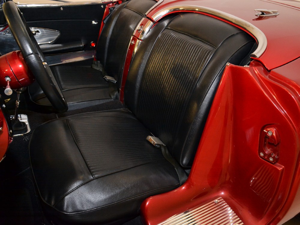 1961 Chevrolet Corvette Image 22