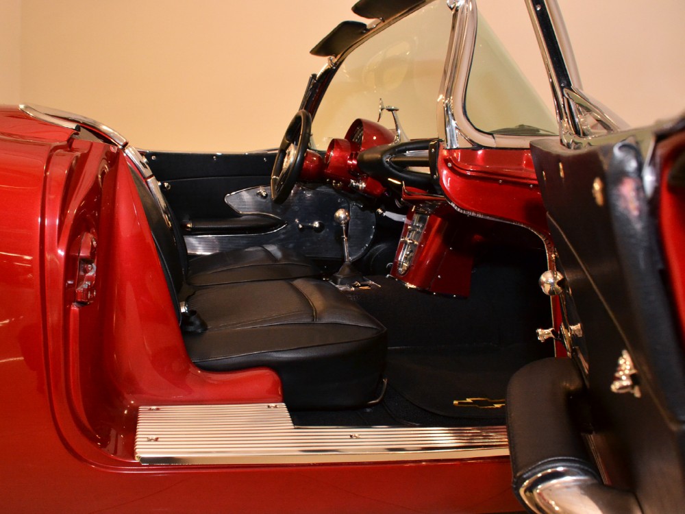 1961 Chevrolet Corvette Image 24