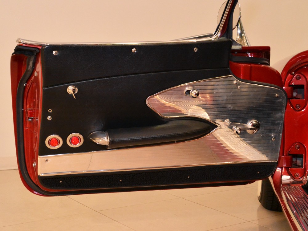 1961 Chevrolet Corvette Image 29