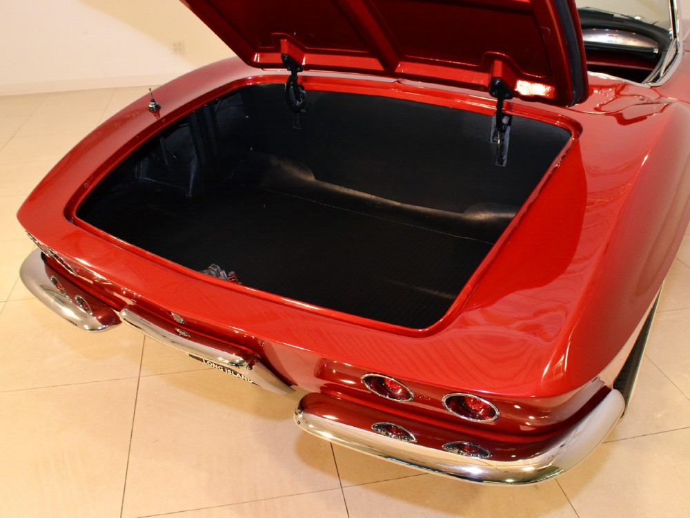 1961 Chevrolet Corvette Image 33