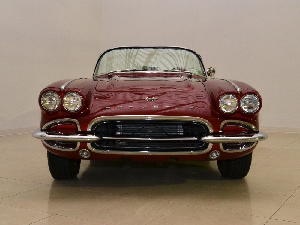 1961 Chevrolet Corvette Image 5