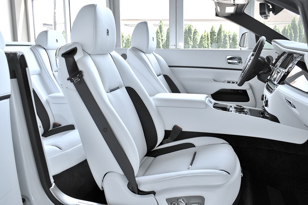 2020 Rolls-Royce Dawn Image 5