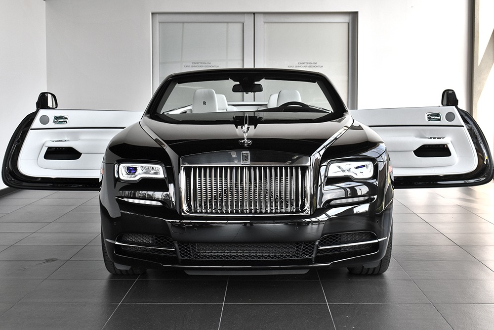 2020 Rolls-Royce Dawn Image 6