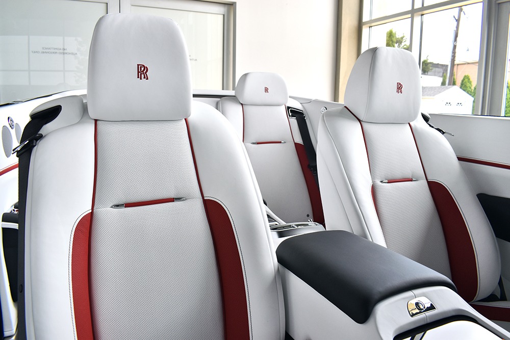 2020 Rolls-Royce Dawn Image 10