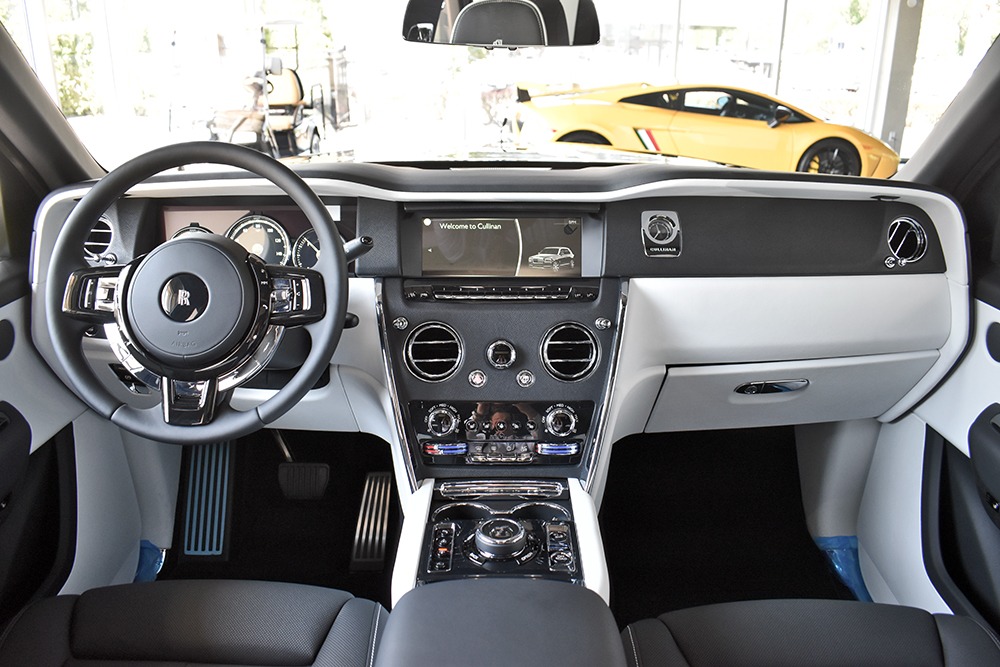 2020 Rolls-Royce Cullinan Image 8