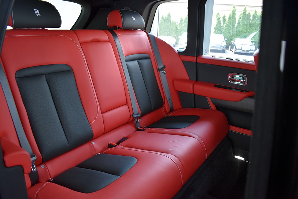 2020 Rolls-Royce Cullinan Image 10