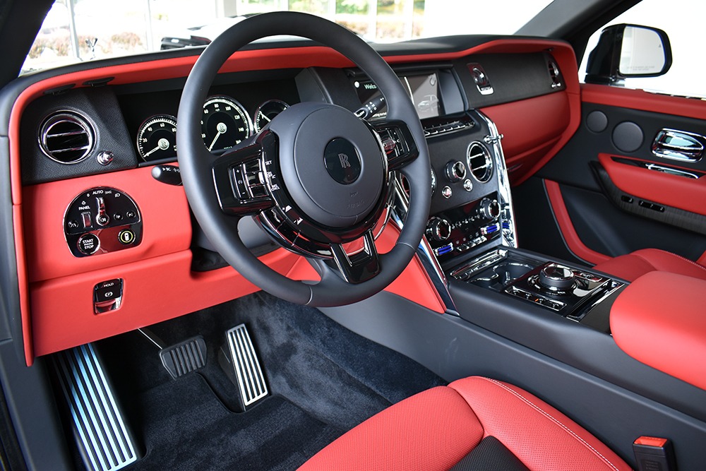 2020 Rolls-Royce Cullinan Image 3